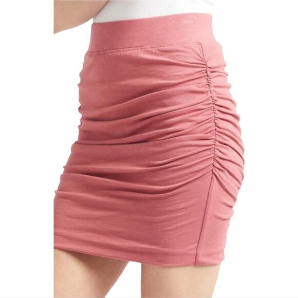 Sundry For Evereve Soleil La Lune Mauve Jam Ruched Mini Skirt Size 2 Medium New! - Picture 5 of 16